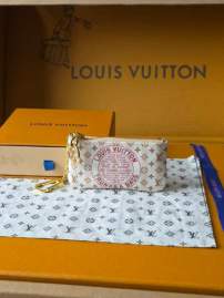 Picture of Louis Vuitton Wallets _SKUfw242319787fw